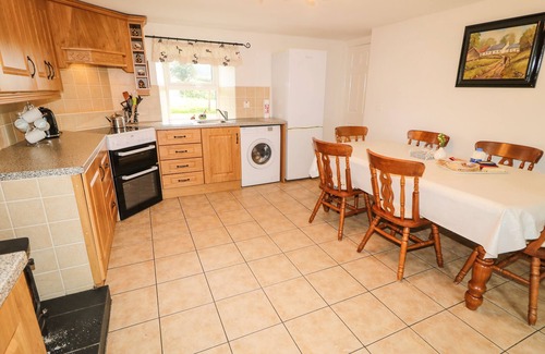 Kells Cabaña | Shaws Hill Farmhouse, KELLS, CONDADO ANTRIM