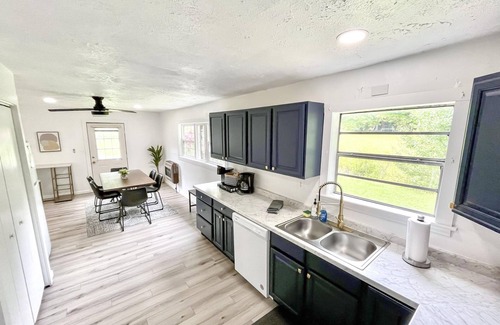 Monteagle Casa | Shea s Chalet - Cozy Home in Monteagle TN
