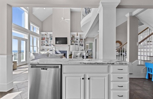 Atlantic Beach Casa | Shearwater 4 Bedroom Home by RedAwning