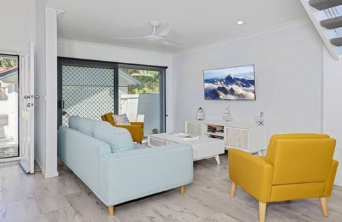Korora Casa | Shearwater Nest - A Coastal Haven for Relaxation!