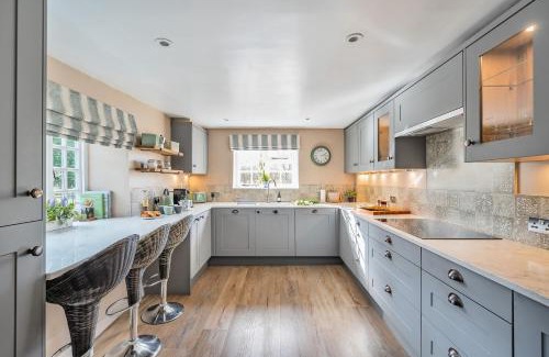 Chard Casa | Shedrick Cottage