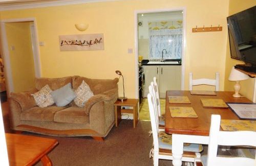 Dartmouth Chalet De Esquí | Sheena's Dartmouth Chalets