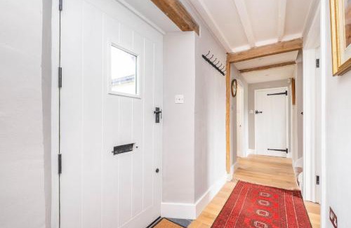 Byworth Casa | Sheepdown by inspirestays-com