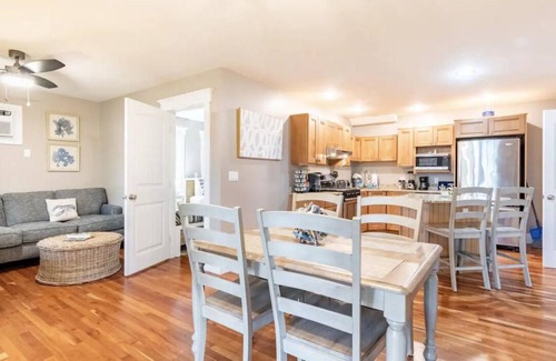 Edgecomb Cabaña | Sheepscot Overlook Cottage