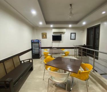 South Extension Cama Y Desayuno | Sheesh Mahal Bed & Breakfast