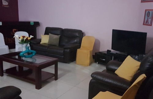 Fort Portal Cama Y Desayuno | Sheevy"s Bed N Breakfast