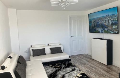 Catcliffe Casa | Sheffield Boutique Cosy 3-bed Home