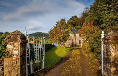 Cairnbaan Villa | Shelbourne Lodge-Hermosa casa de vacaciones en el Crinan Canal 5B / R para 11 personas