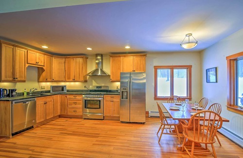Shelburne Cabina | Serene Shelburne Studio Cabin w / Spring-Fed Pool!