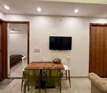 Timilimansingh Apartamento | Shelbys Abode