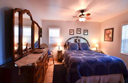 Eureka Casa | Shell Cottage