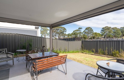 Shell Cove Casa | Shell Cove Escape - well appointed home in great location