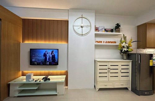 Barangay 76 Condominio | Shell Residences, Pasay near Naia Airport, MOA, SMX, PICC
