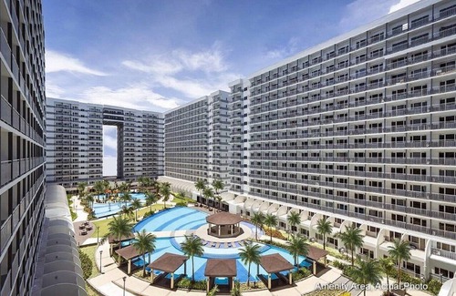 Barangay 76 Condominio | Shell Residences, Pasay near Naia Airport, MOA, SMX, PICC