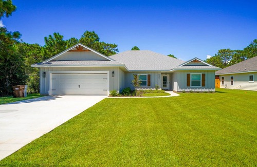 Navarre Casa | Shelluva Good Time - 3 King Beds 8 Min to Beach