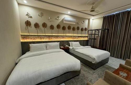 Bhurban Casa | Shelton Boulevard Hotel Lahore