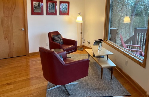 Cross Keys Casa | Shenandoah Blue Ridge House, private and convenient