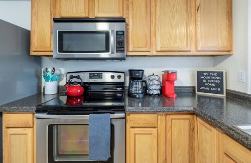 Stanley Casa | Shenandoah Hideaway MTN Top Views Total Privacy!