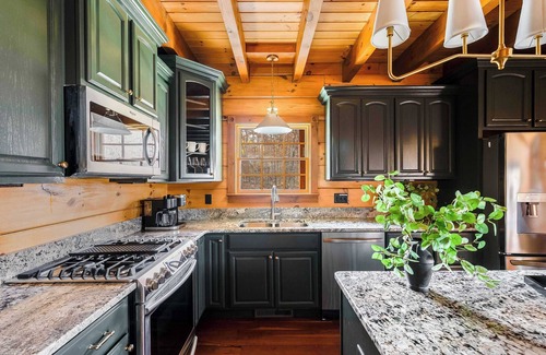 Cross Keys Cabina | Shenandoah Mansion Su