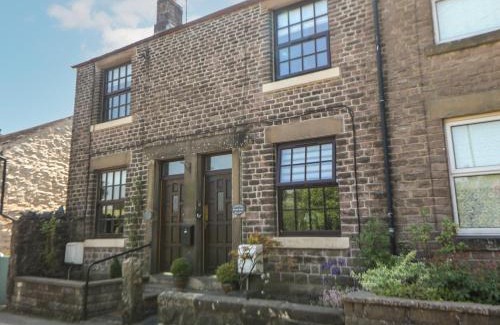 Buxton Casa | Shenton Terrace