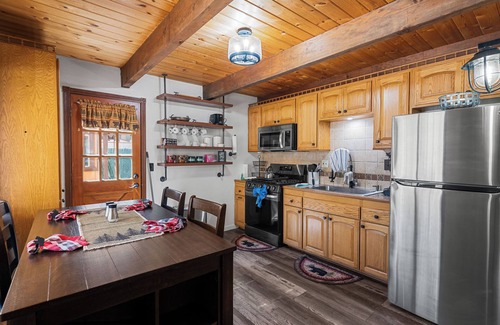 Woodlands Cabina | Shepherd's Cabin