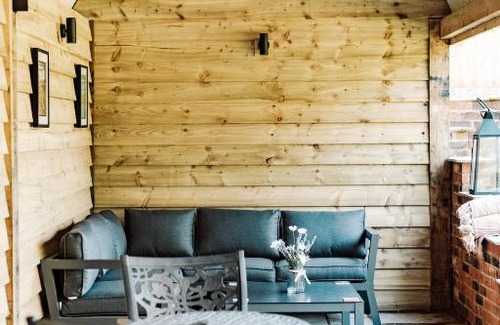Lyth Hill Apartamento | Shepherd's Hut at Lythwood, Near Shrewsbury
