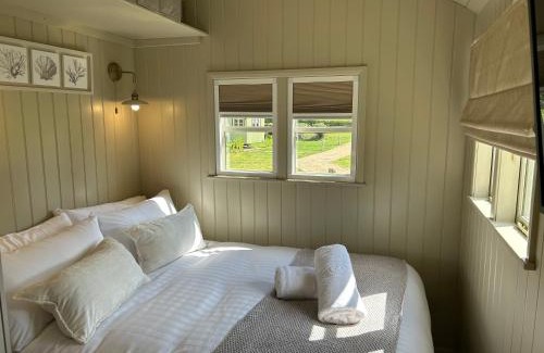 Ashby cum Fenby Apartamento | Shepherd's Huts at Hall Farm