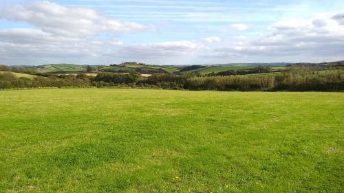 South Brent Apartamento | Shepherd's Lodge - Shepherd's Hut with Devon Views for up to Two People and One Smaller Dog