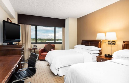 Hopelawn Hotel | Sheraton Edison
