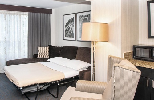 Mile Square Hotel | Sheraton Indianapolis City Centre Hotel