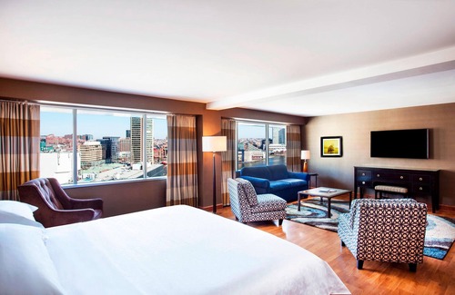 Downtown West Hotel | Sheraton Inner Harbor Hotel