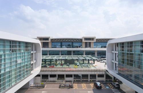 Ferno Hotel | Sheraton Milan Malpensa Airport Hotel & Conference Centre