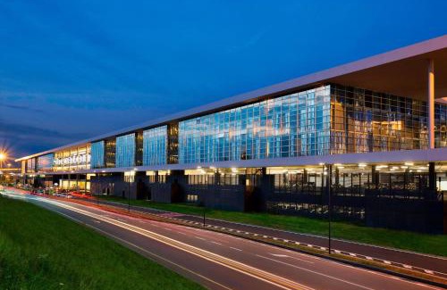 Ferno Hotel | Sheraton Milan Malpensa Airport Hotel & Conference Centre