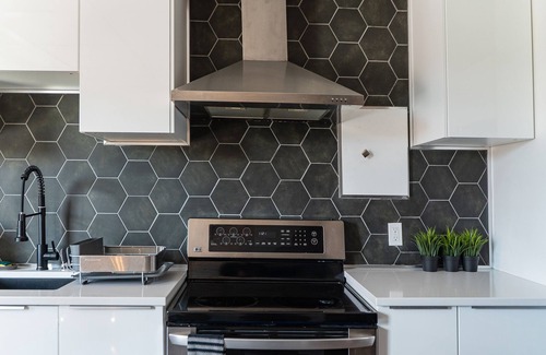 Sherbrooke Apartamento | Sherby Prestige / King Bed / Central / Sleeps 6