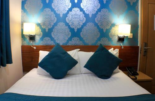 Warwick Hotel | Sheriff Hotel