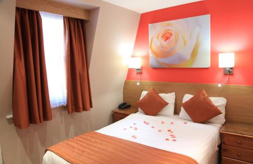 Warwick Hotel | Sheriff Hotel
