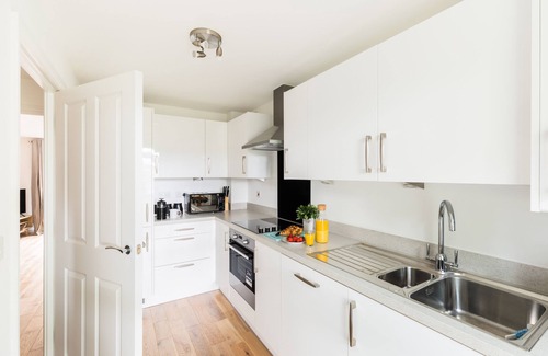 Birmingham City Centre Casa | Sherlock Modern Home de Svelte Living