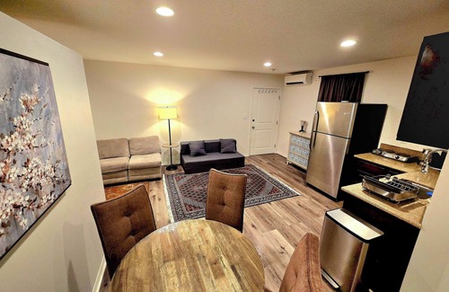Sherman Oaks Casa | Sherman Oaks Cozy Guest House