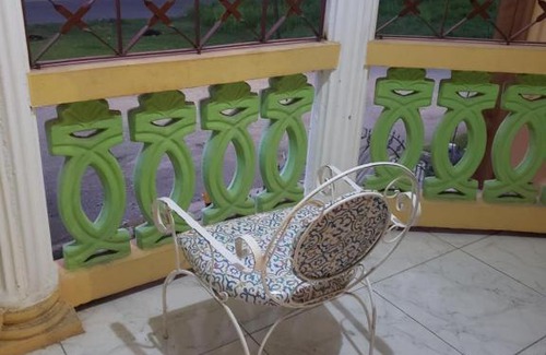 Spanish Town Apartamento | Sherrie's place