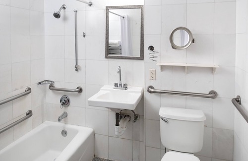 North Beach Hotel | Sherry Frontenac Oceanfront Hotel