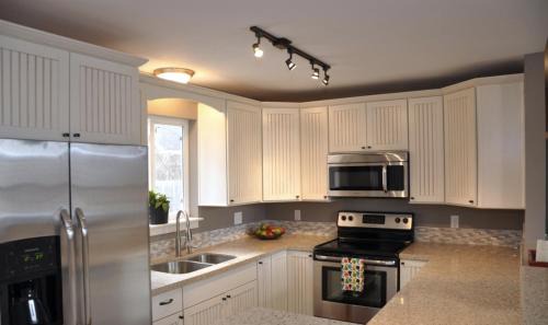 Martinez Park Casa | Sherwood Cottage - Steps from Old Town & Poudre River