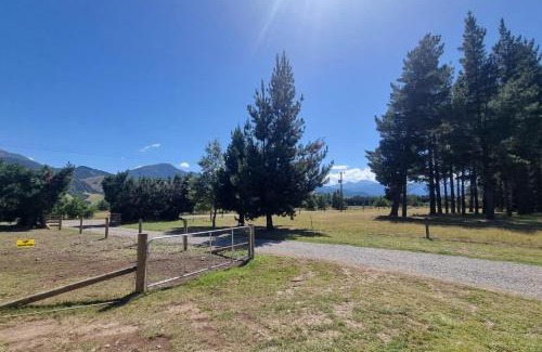 Hanmer Springs Casa | Sherwood Ranch Cottages - 405 Woodbank Road