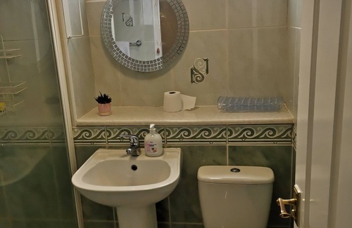 South Shields Casa | Shielded Serenity King Suite