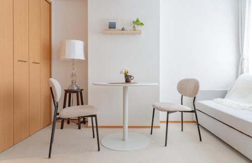 Chinatown Apartamento | SHIKA HOME 横滨中华街 高级公寓 适合团体 情侣 个人 差旅 长居Luxury Group Business solo Extended Trps Living near Chinatoiwn キッチン完備 家族やグループに落ち着きある空間 長期滞在に最適