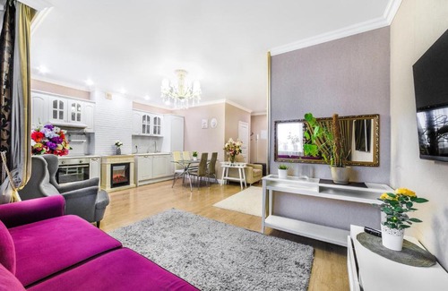 Nizhnyaya Maksakovka Apartamento | Шикарная студия с отдельной спальней.