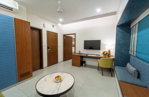 T Nagar Hotel | Shilton Dee Cee