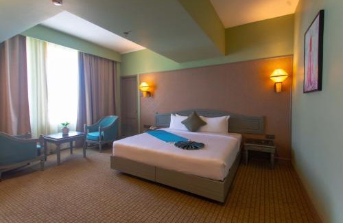 Pullepady Hotel | Shilton International