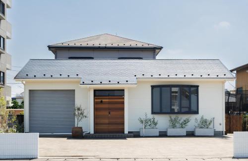 Kisarazu Casa | shimagumi house 海のそばの小さな貸切り宿