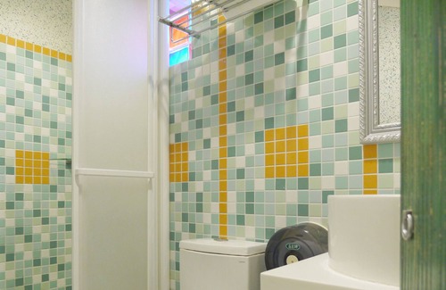 Big Beach Hotel | Shin Shin Hotel
