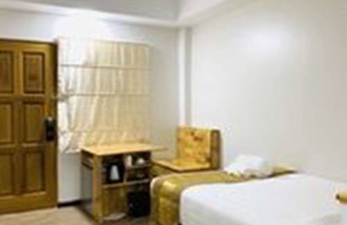 San Chaung Hotel | Shin Ye Htut Hotel